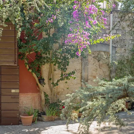 Apartment Dependance *