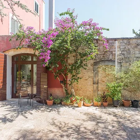 Dependance Apartment